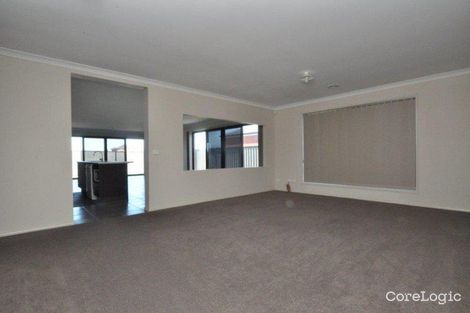 Property photo of 21 Bliss Street Point Cook VIC 3030