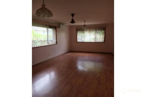 Property photo of 9A Blenheim Place Glenfield NSW 2167