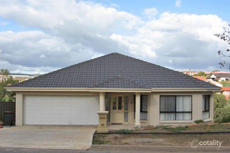 35 Reordan Dr, Greenwith, SA 5125