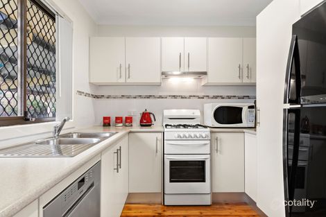 Property photo of 2 Churchill Crescent Rutherford NSW 2320