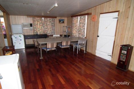 Property photo of 10 Crystal Street Willows QLD 4702