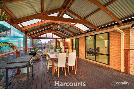 Property photo of 3 Snow Gum Court Pakenham VIC 3810