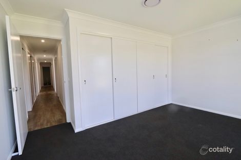 Property photo of 26 Governors Parade Windradyne NSW 2795