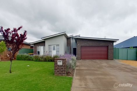 Property photo of 19 Augusta Avenue Dubbo NSW 2830