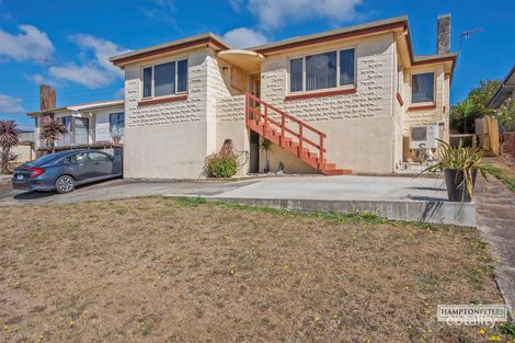 Property photo of 72 Old Surrey Road Havenview TAS 7320