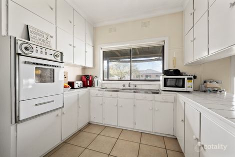 Property photo of 542 Union Road Lavington NSW 2641