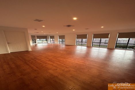 Property photo of 30 Bluestone Gardens Jerrabomberra NSW 2619