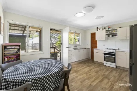 Property photo of 22 William Street Urangan QLD 4655