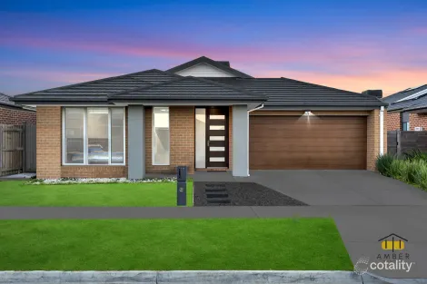 10 Lemongrass Dr, Mickleham, VIC 3064