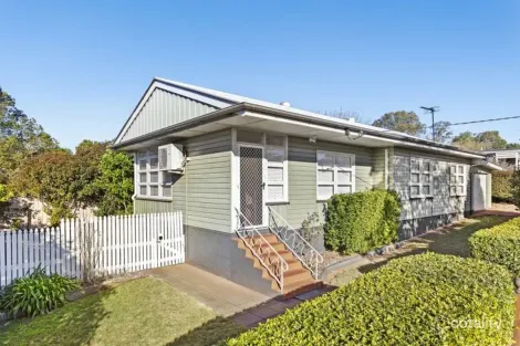 10 Leichney St, South Toowoomba, QLD 4350