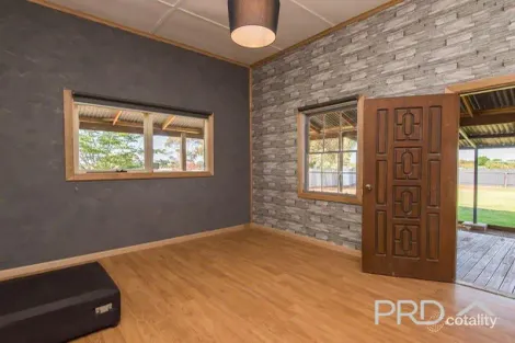 Property photo of 18 Ritchie Street Ouyen VIC 3490