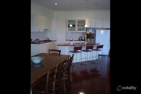 Property photo of 4 Clota Avenue Box Hill VIC 3128