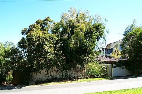3b Braunton St, Bicton, WA 6157