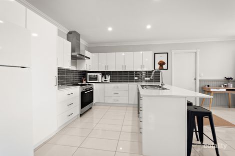 Property photo of 2/77 Dalyell Way Raymond Terrace NSW 2324