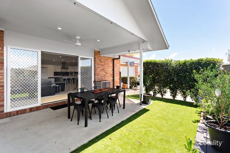 Property photo of 2/77 Dalyell Way Raymond Terrace NSW 2324