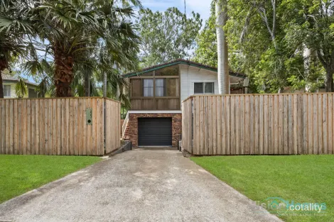 223 Bray Rd, Lawnton, QLD 4501