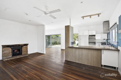 Property photo of 93 Barrenjoey Road Mona Vale NSW 2103