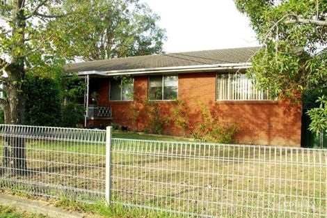 6 Palmerston Rd, Fairfield West, NSW 2165