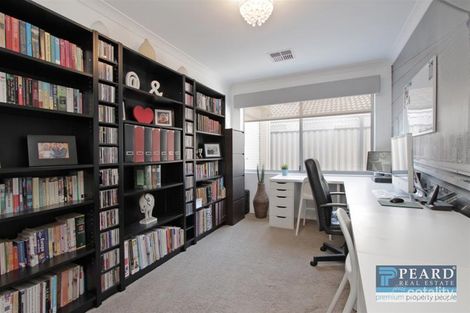 Property photo of 11 Napoli Avenue Piara Waters WA 6112