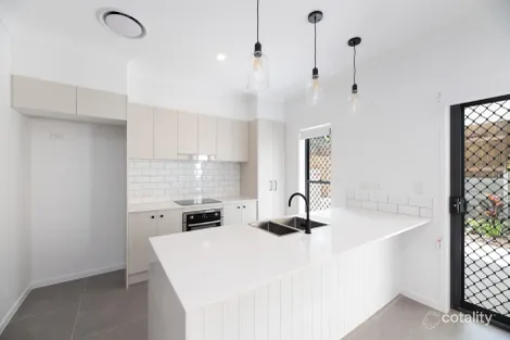 Property photo of 2/70 Freeman Road Durack QLD 4077