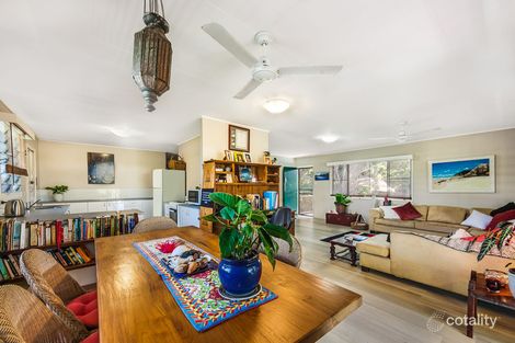 27 Bay St, Pallarenda, QLD 4810