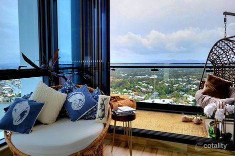 2 Como Cres, Southport, QLD 4215