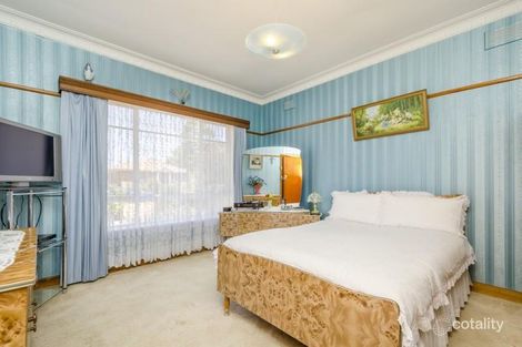 Property photo of 42 Eames Avenue Brooklyn VIC 3012