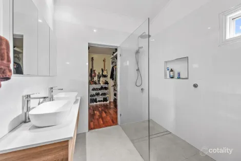 Property photo of 41 Eliza Street Clayfield QLD 4011