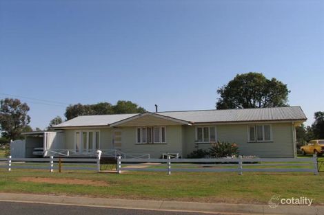 6 Cunningham St, Oakey, QLD 4401