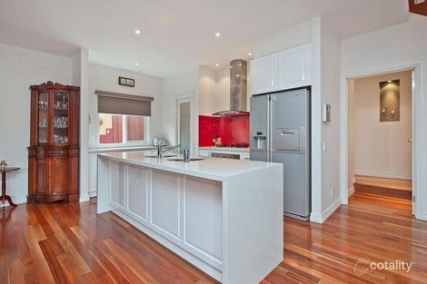 Property photo of 3/32 Lum Road Wheelers Hill VIC 3150