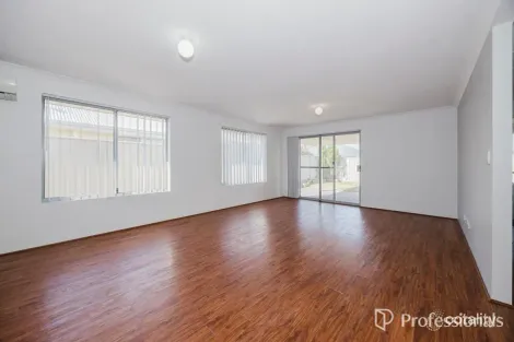 Property photo of 14 Waveski Street Yanchep WA 6035