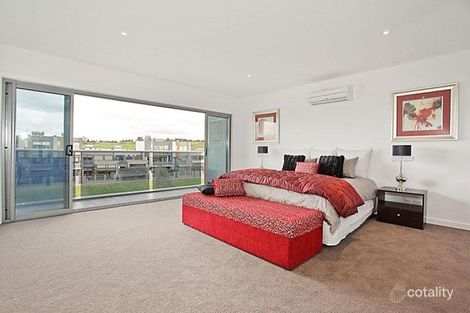 Property photo of 4 Pier Lane Maribyrnong VIC 3032