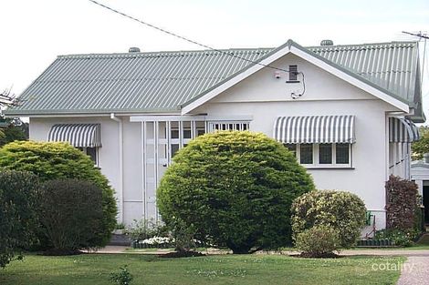 8 Gurley St, Wavell Heights, QLD 4012