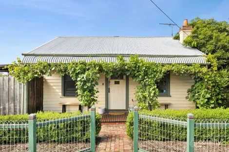 1/10 Westmoreland St, St Albans Park, VIC 3219