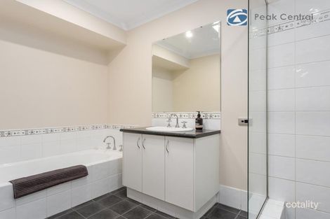 Property photo of 98 Aurora Drive Atwell WA 6164