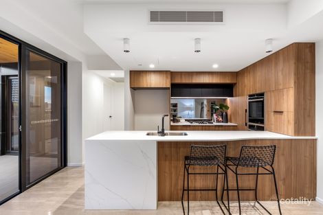 Property photo of 102/9 Lambert Street Kangaroo Point QLD 4169