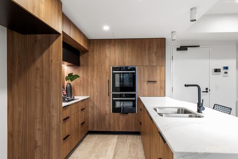 Property photo of 102/9 Lambert Street Kangaroo Point QLD 4169