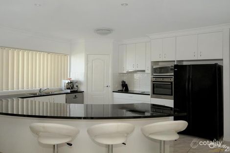 Property photo of 23 Honeyeater Drive Highfields QLD 4352