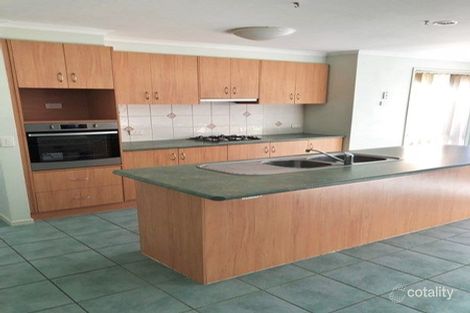Property photo of 27 Charles Conder Place Berwick VIC 3806