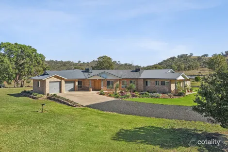 204 Uamby Rd, Goolma, NSW 2852