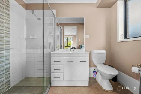 Property photo of 95 Lord Howe Drive Ashtonfield NSW 2323