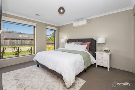 Property photo of 11 Alderbark Way Greenvale VIC 3059