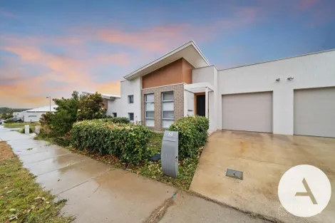 Property photo of 50 Cocoparra Crescent Crace ACT 2911