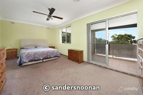 Property photo of 11 Henry Lawson Drive Peakhurst NSW 2210