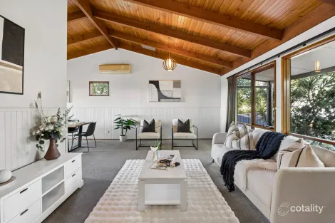 Property photo of 28 Park Avenue Camperdown VIC 3260