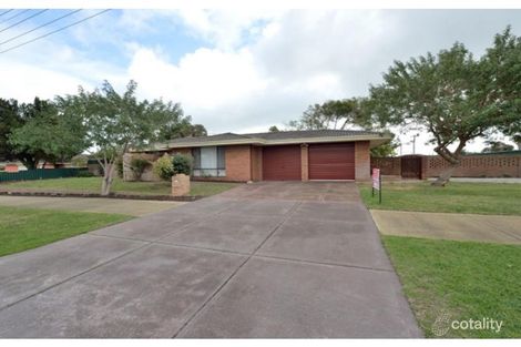 Property photo of 7 Raeside Crescent Cooloongup WA 6168