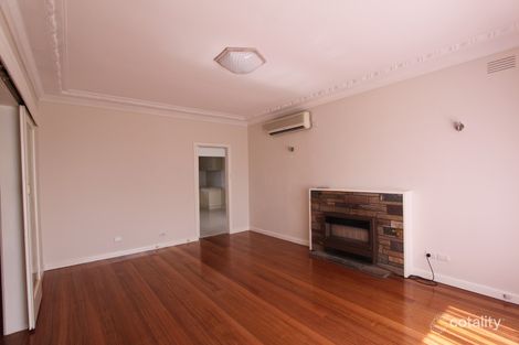 Property photo of 112 McIntyre Road Sunshine North VIC 3020