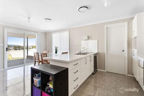 Property photo of 58 Botanic Way Orange NSW 2800