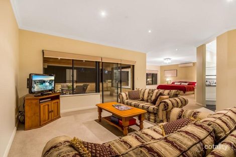 Property photo of 25 Louise Place Gnangara WA 6077
