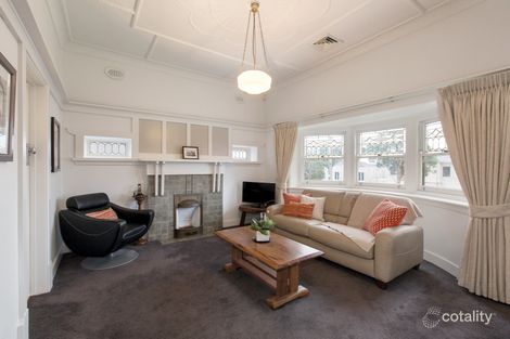 Property photo of 33 Staughton Road Glen Iris VIC 3146